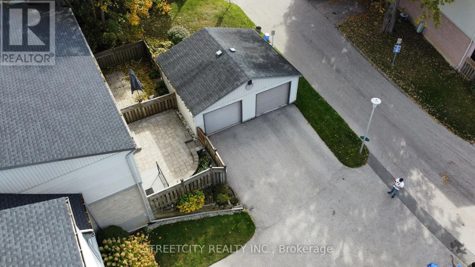 35 - 359 EVERGALDE CRESCENT N, #35
