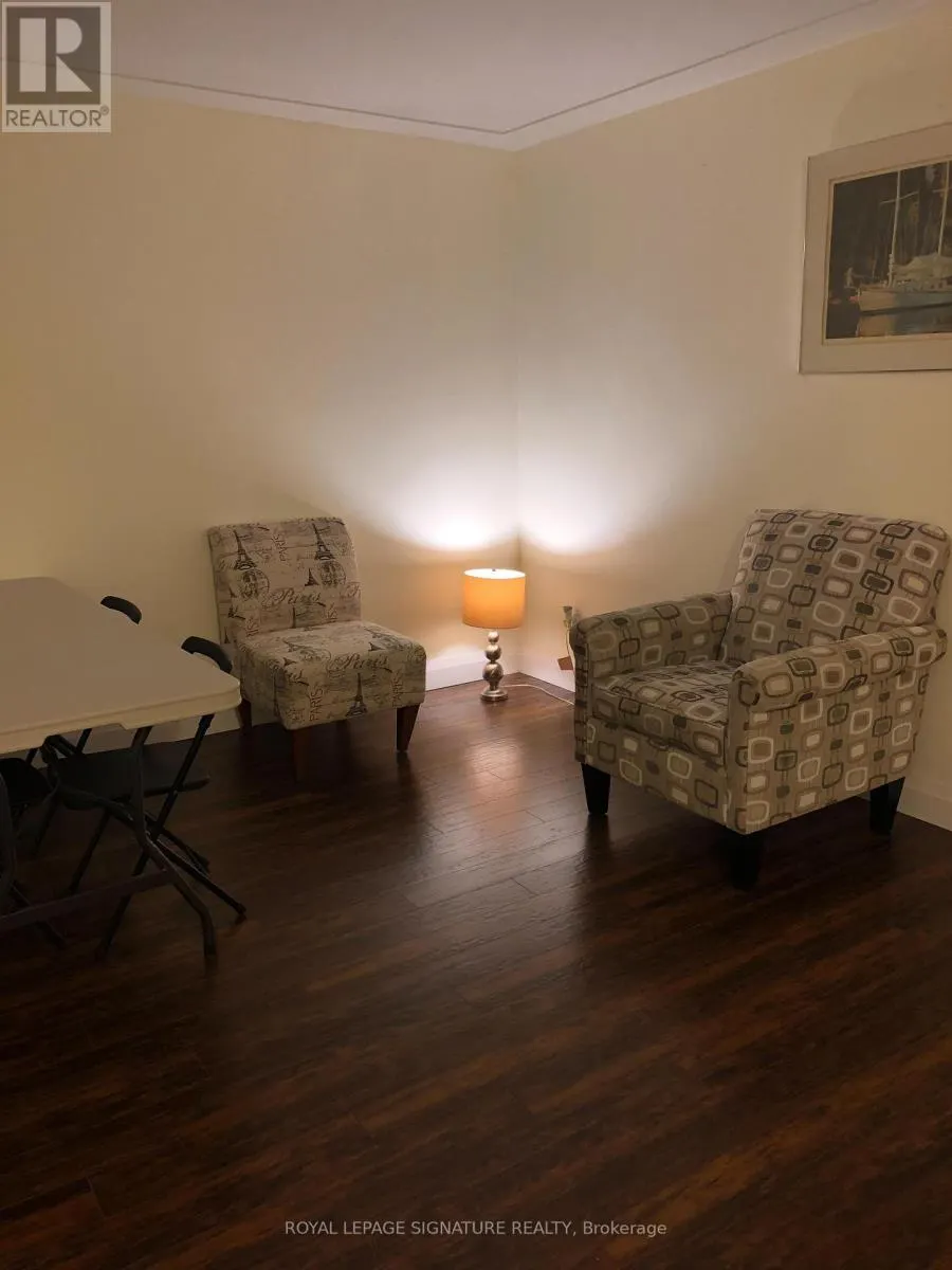 MAIN - 306 WESTMOUNT ROAD E