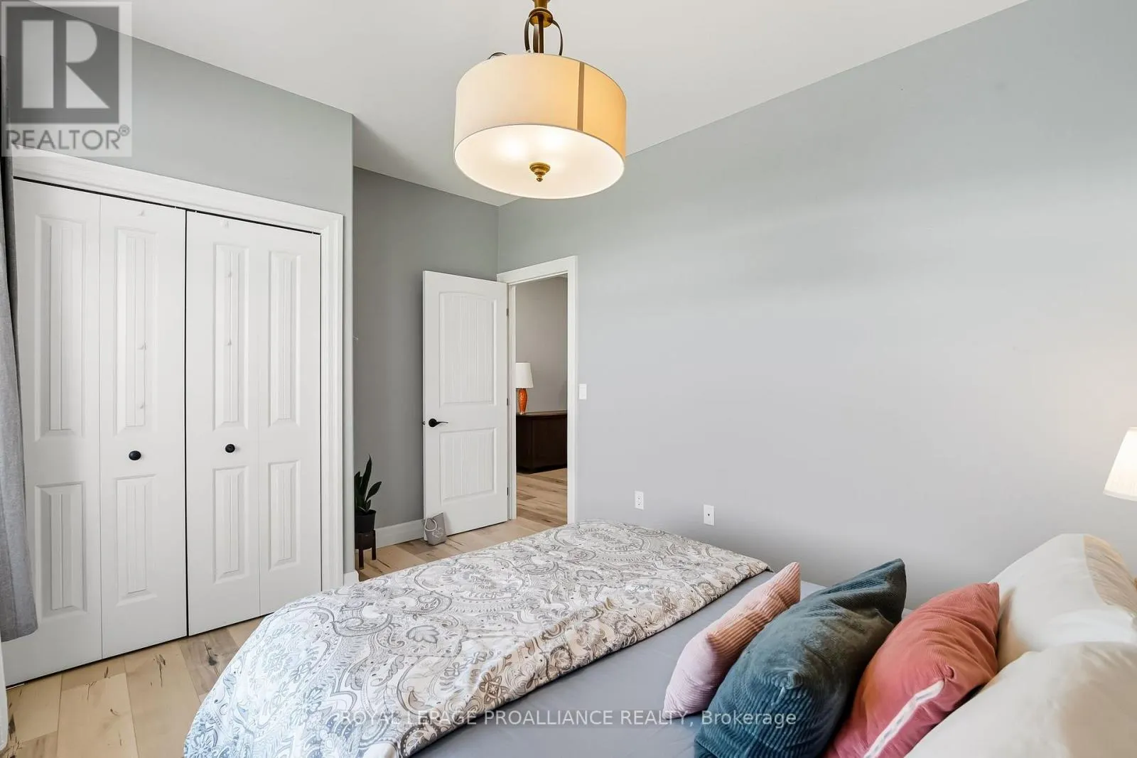19 AMBROSIA TERRACE