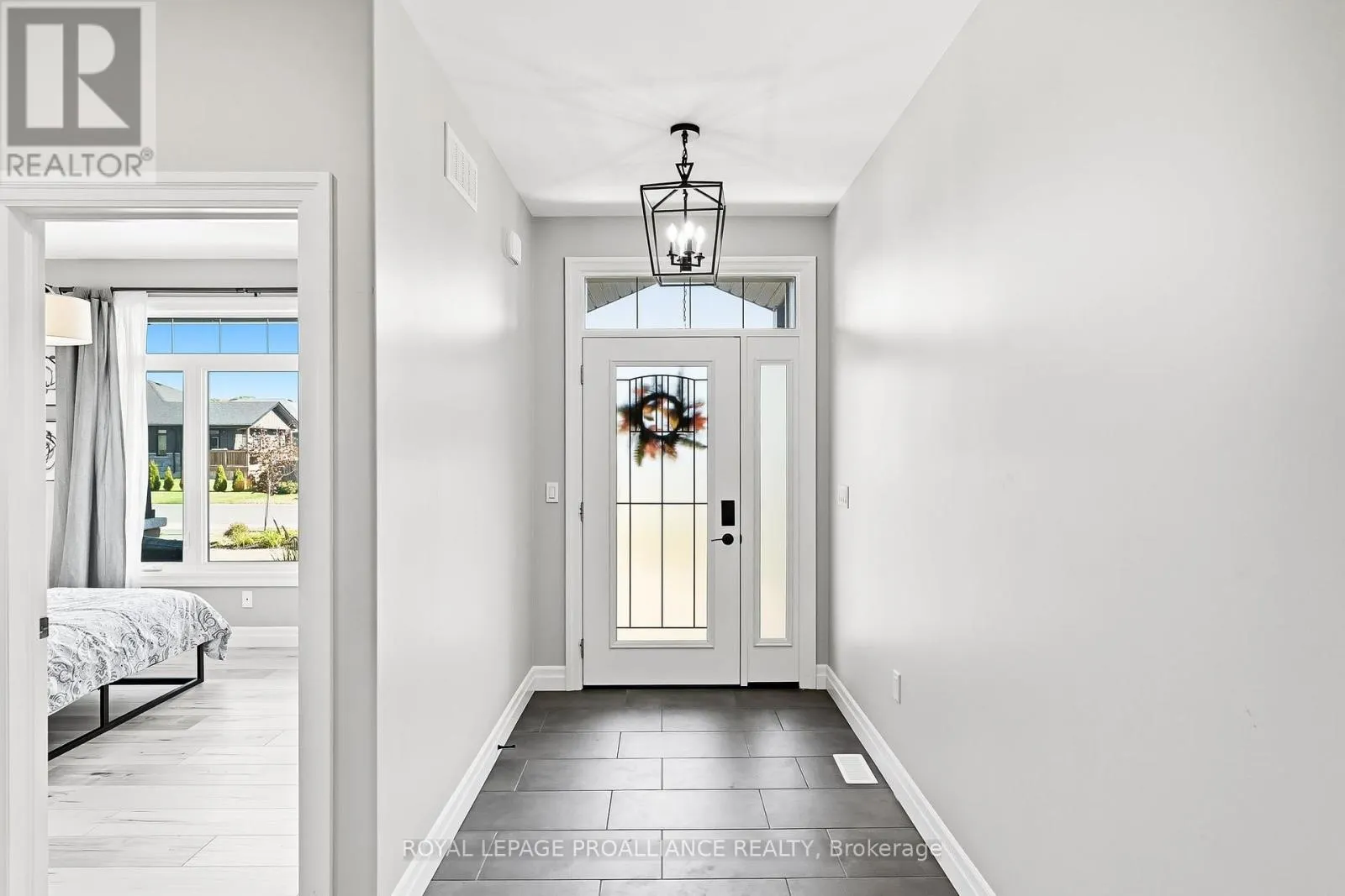 19 AMBROSIA TERRACE