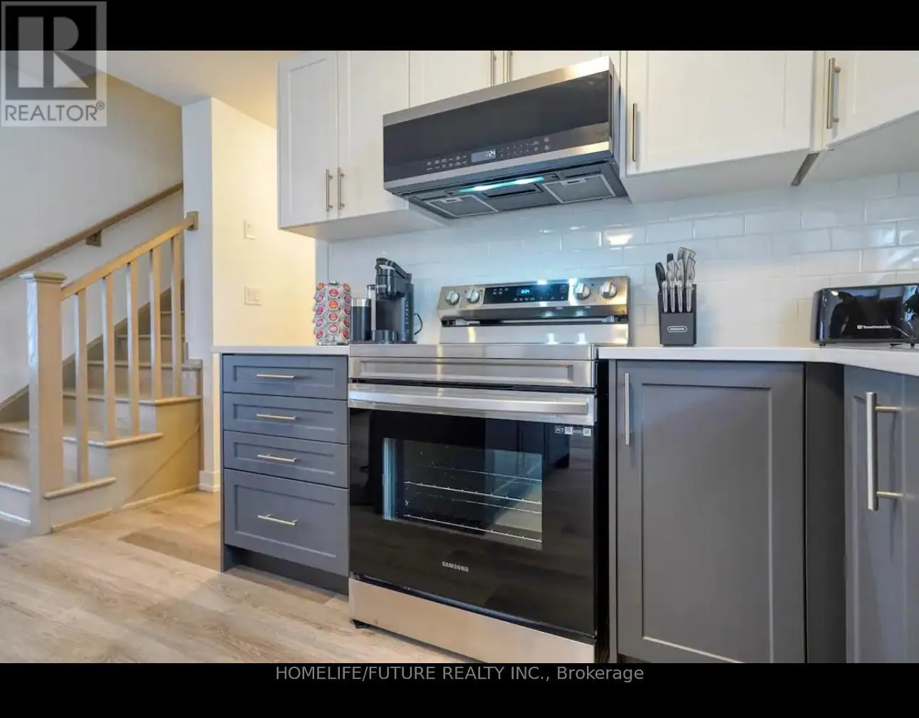 721 - 4263 FOURTH AVENUE