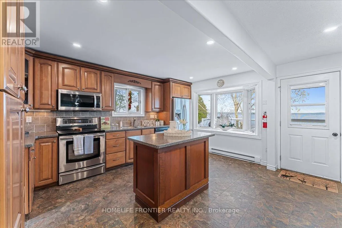 6 LAKEVIEW PARK ROAD