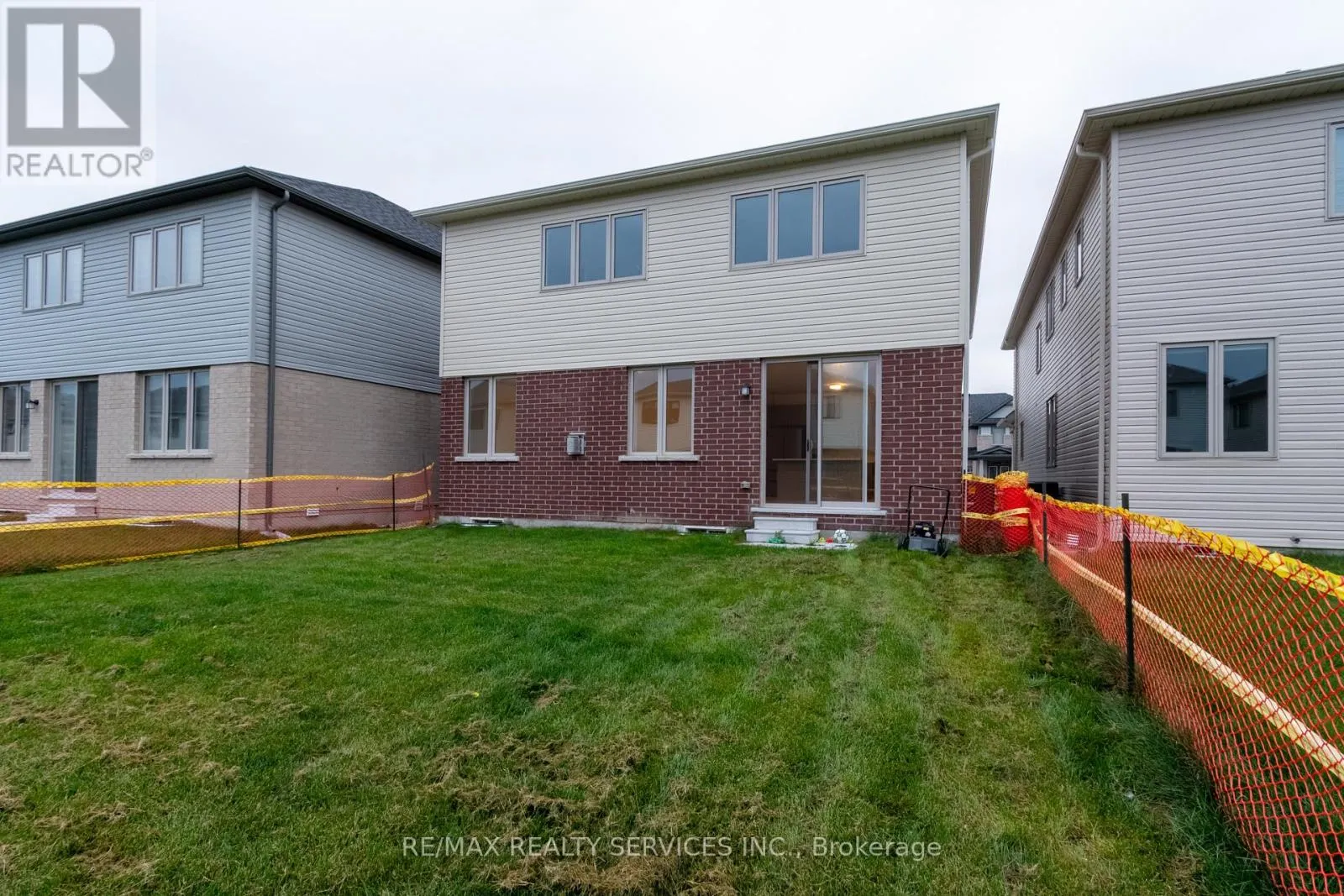 259 REA DRIVE
