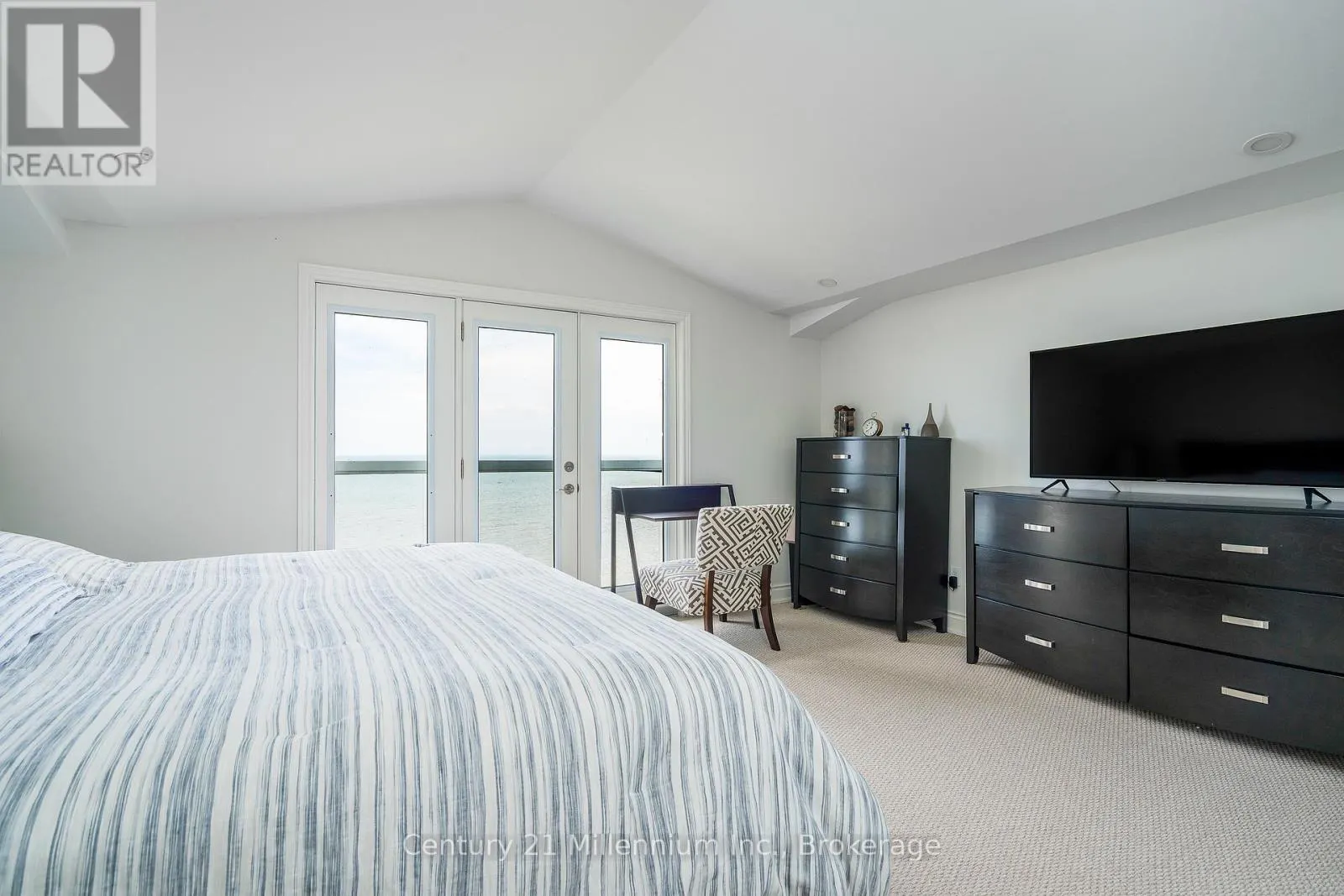 15 - 209707 HWY 26, #15
