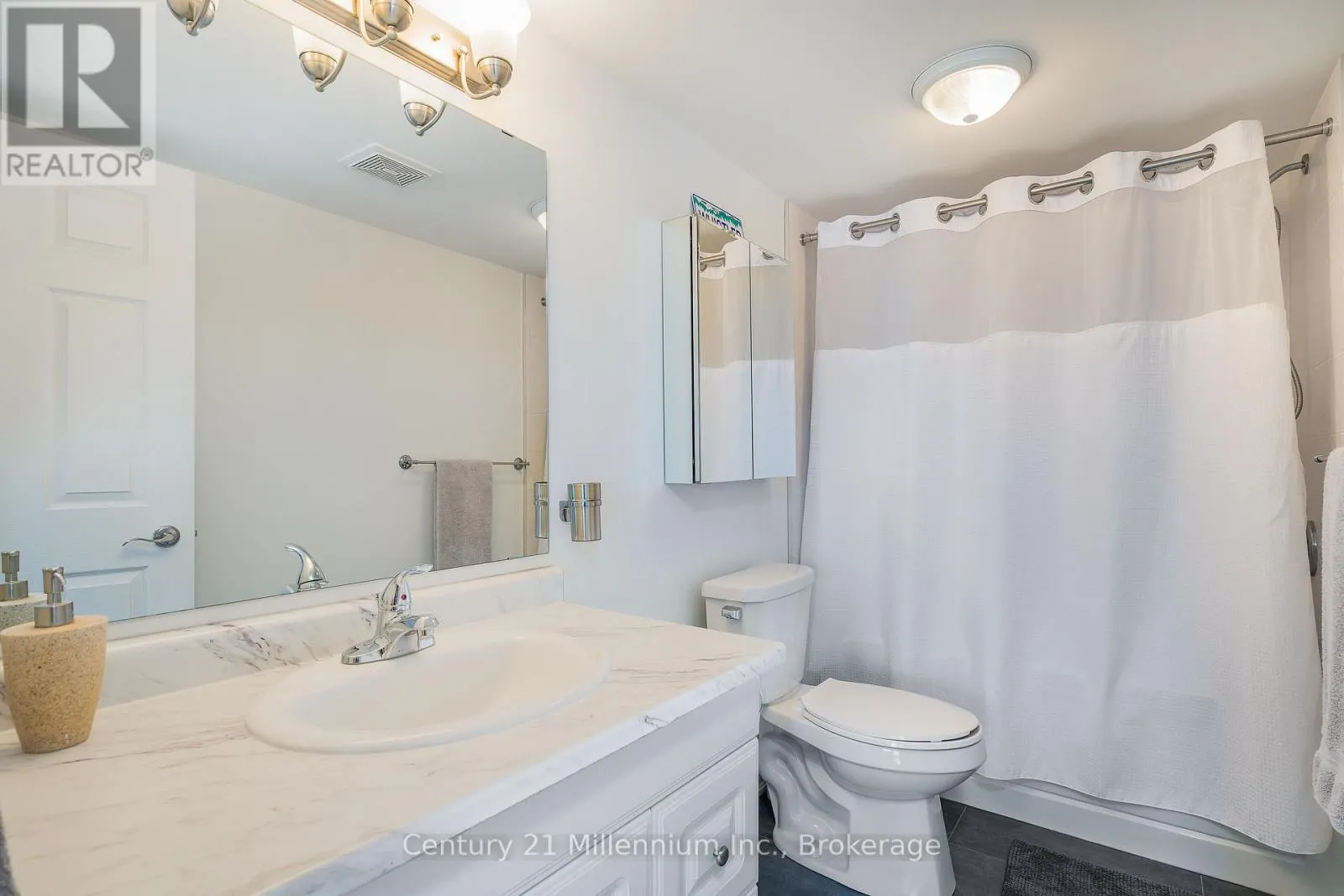 15 - 209707 HWY 26, #15
