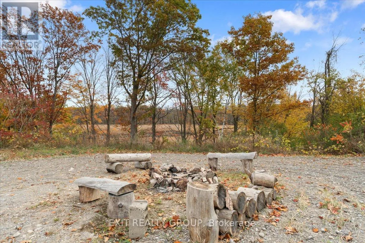 895 ENGLISH SETTLEMENT ROAD
