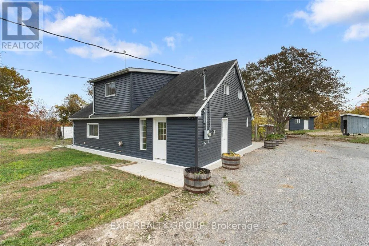 895 ENGLISH SETTLEMENT ROAD