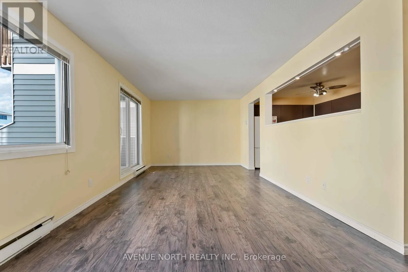 200 - 214 VIEWMOUNT DRIVE