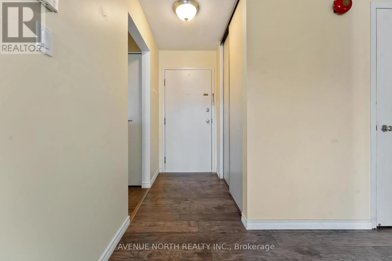 200 - 214 VIEWMOUNT DRIVE