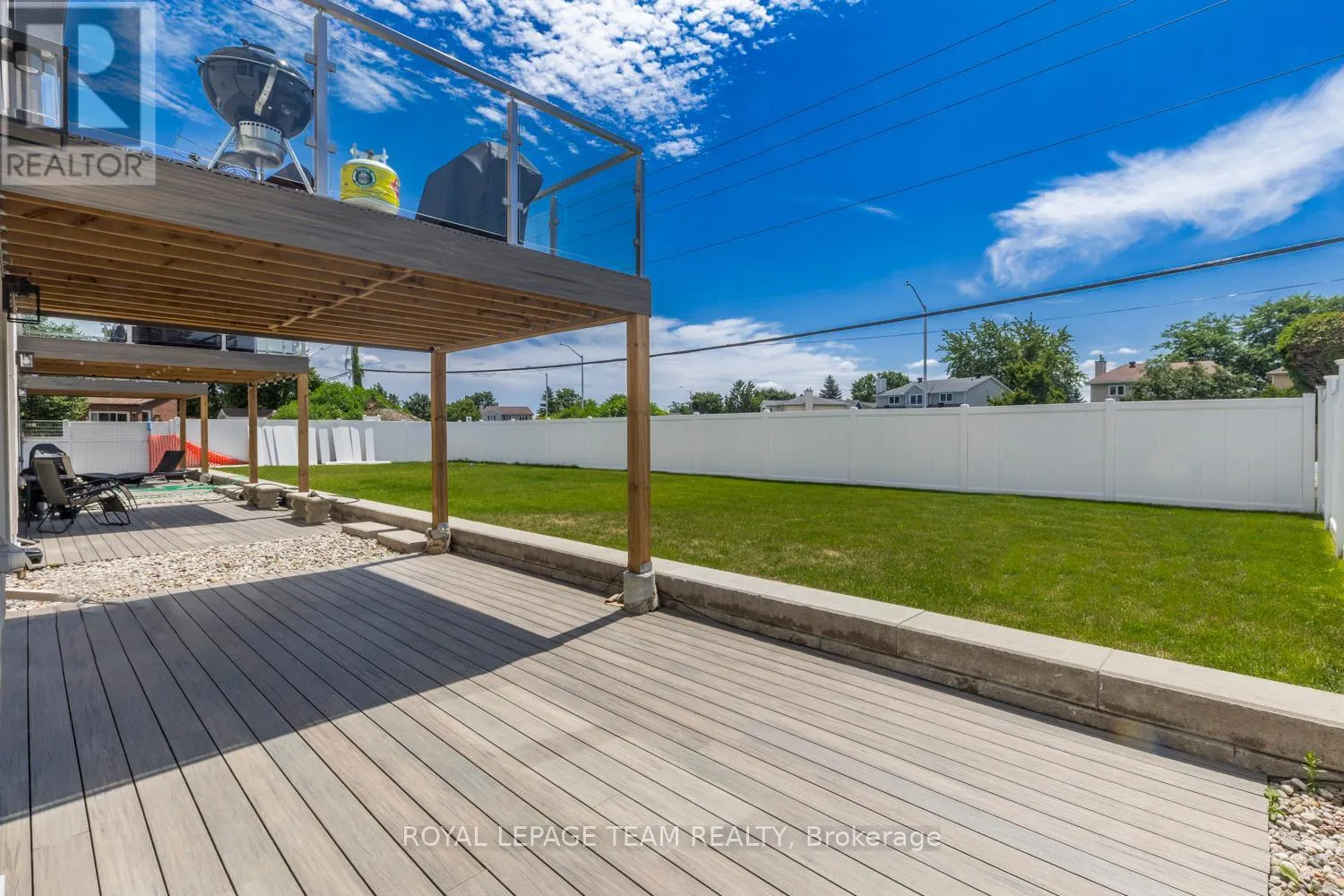 16 MELVILLE DRIVE