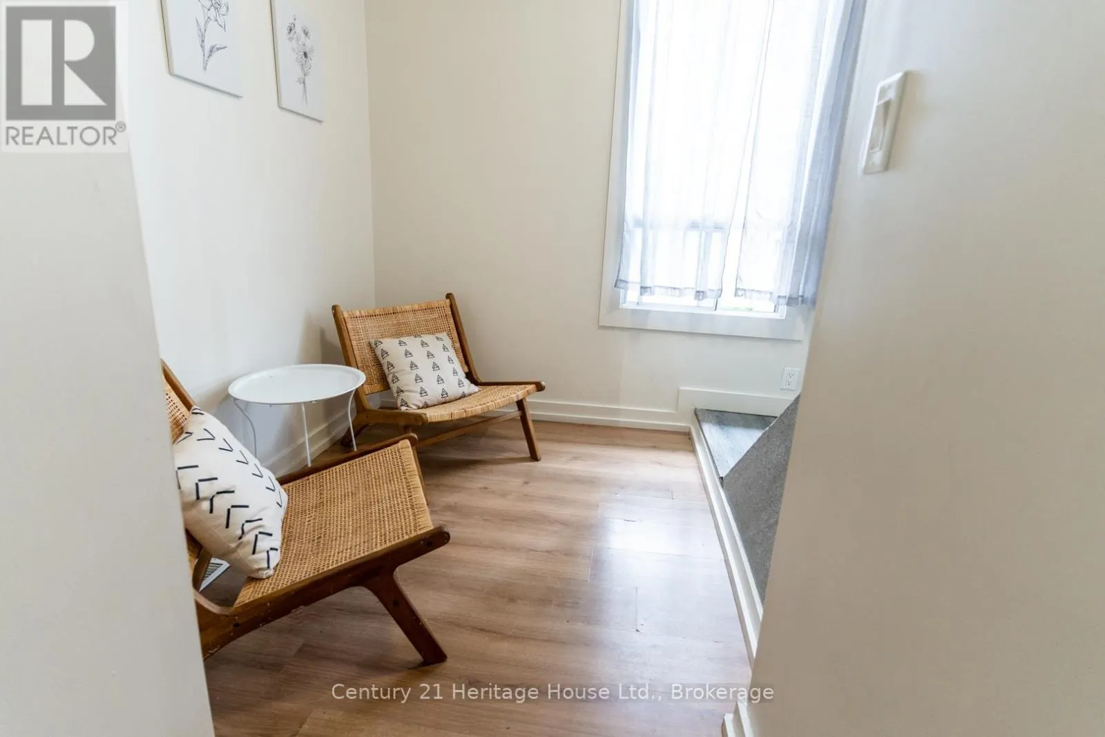 A - 210 WILSON STREET, #A