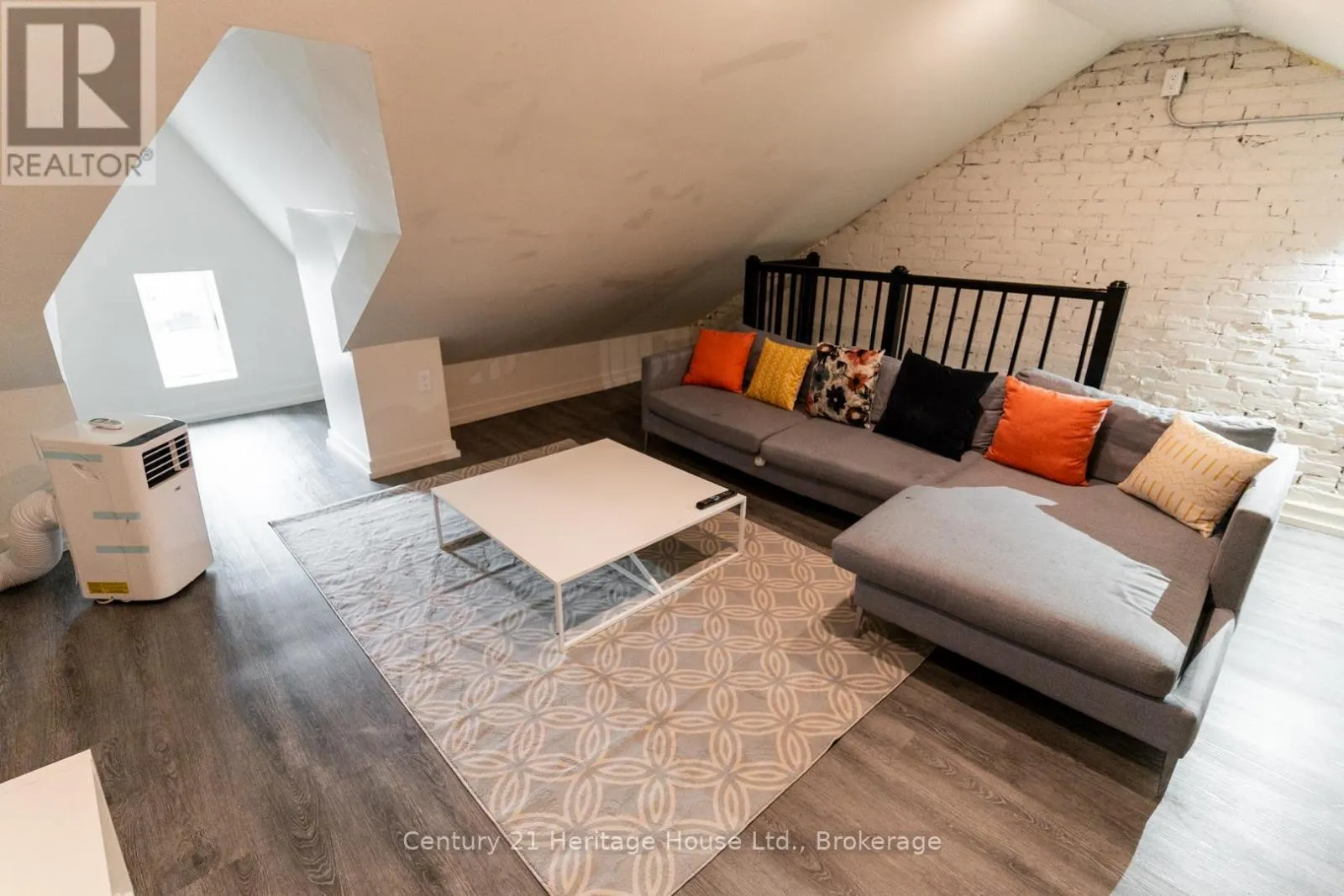 A - 210 WILSON STREET, #A
