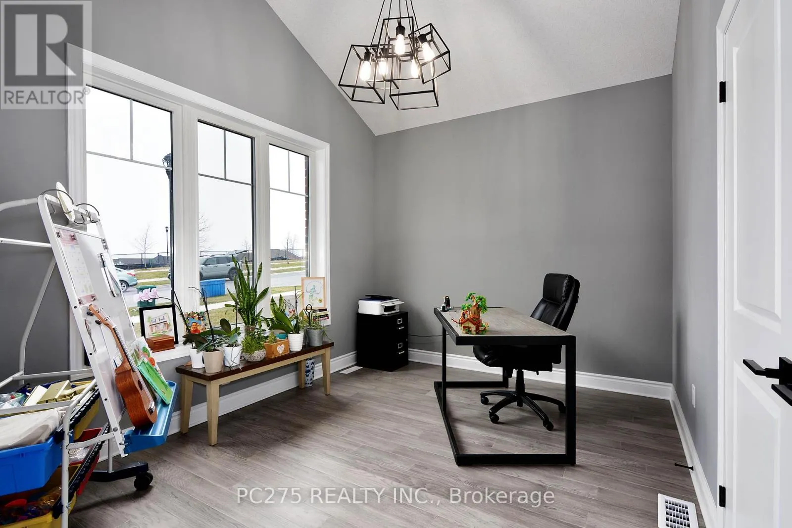 10 - 2022 UPPERPOINT BOULEVARD, #10