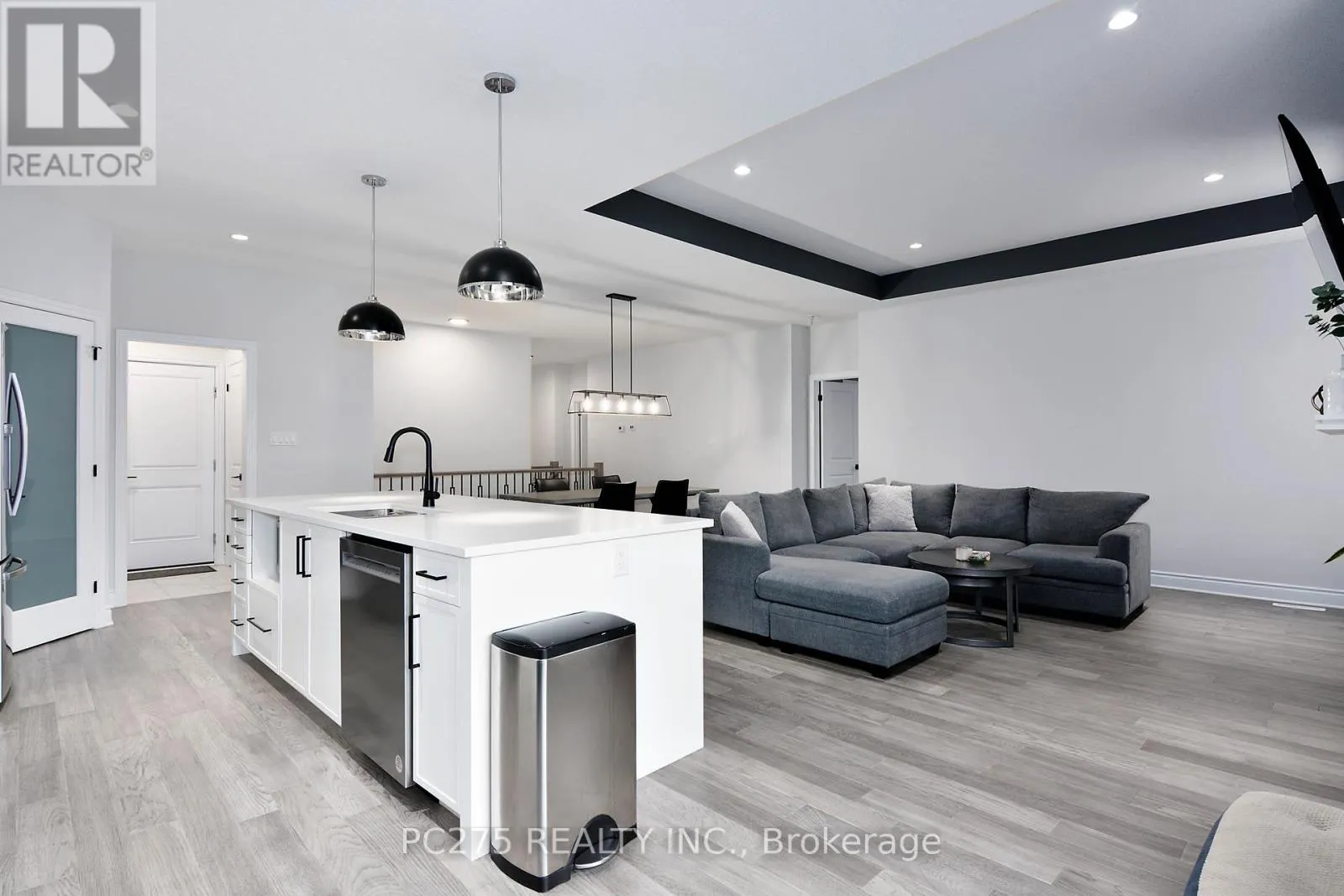 10 - 2022 UPPERPOINT BOULEVARD, #10