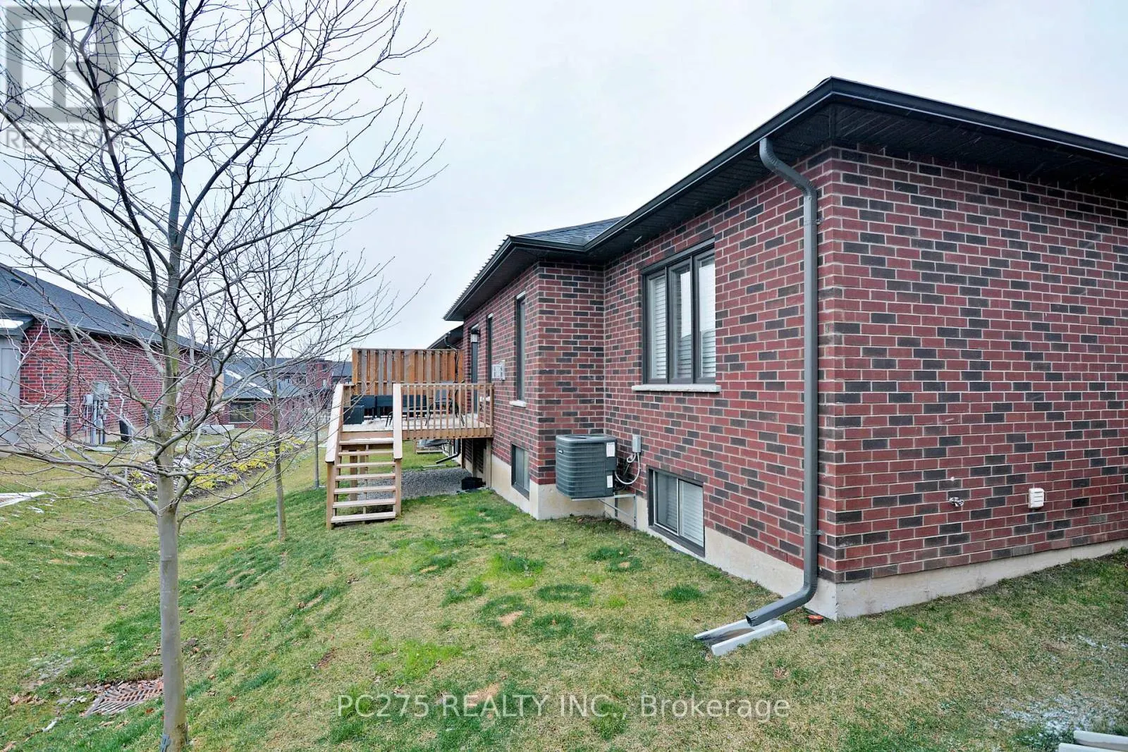 10 - 2022 UPPERPOINT BOULEVARD, #10