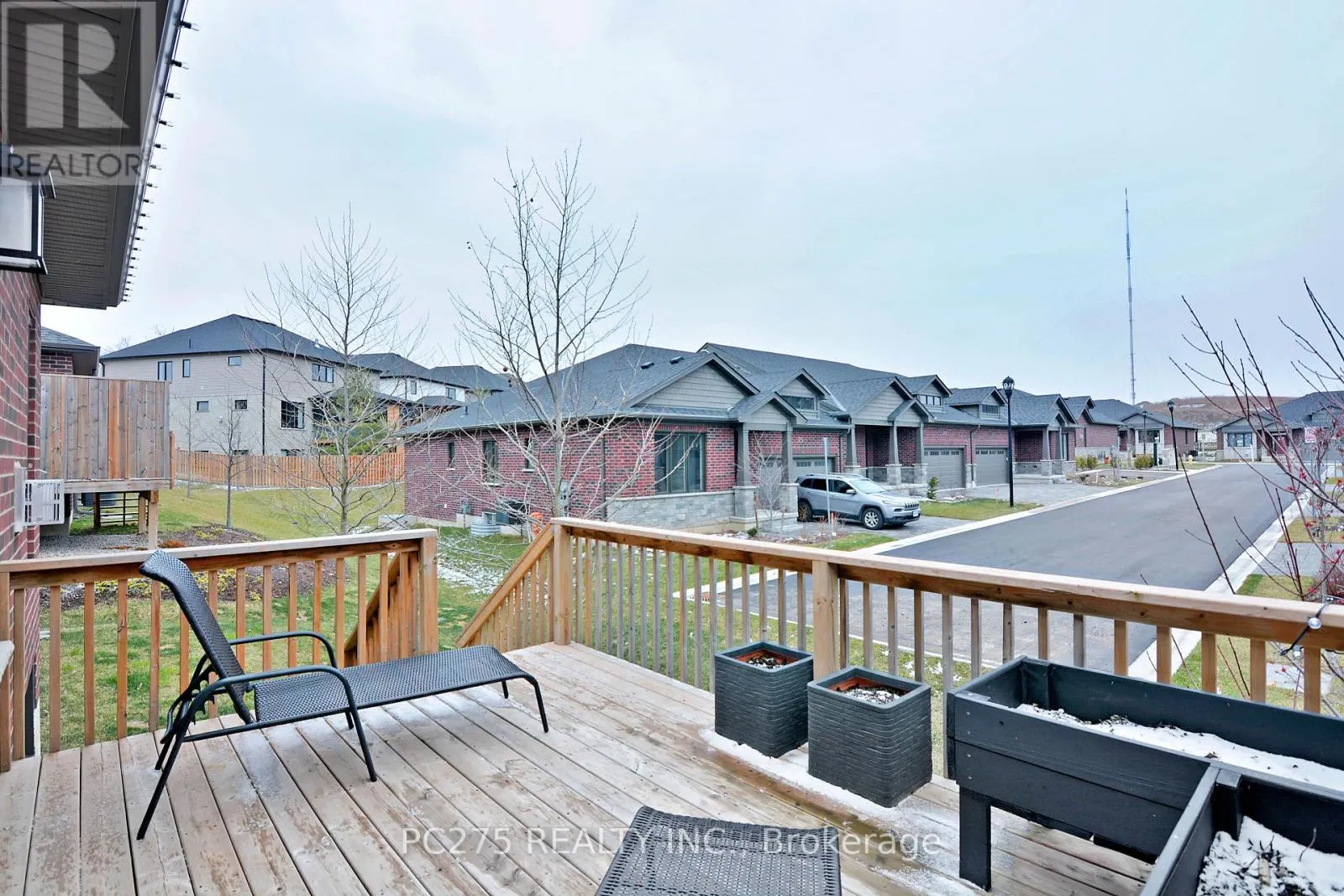 10 - 2022 UPPERPOINT BOULEVARD, #10