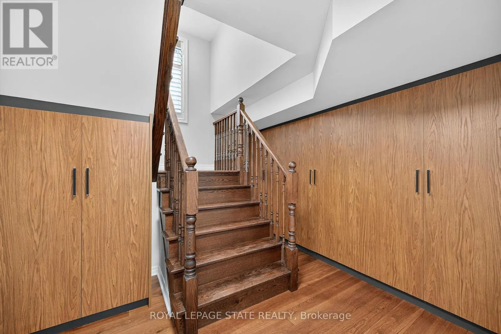 181 SPRINGVIEW DRIVE