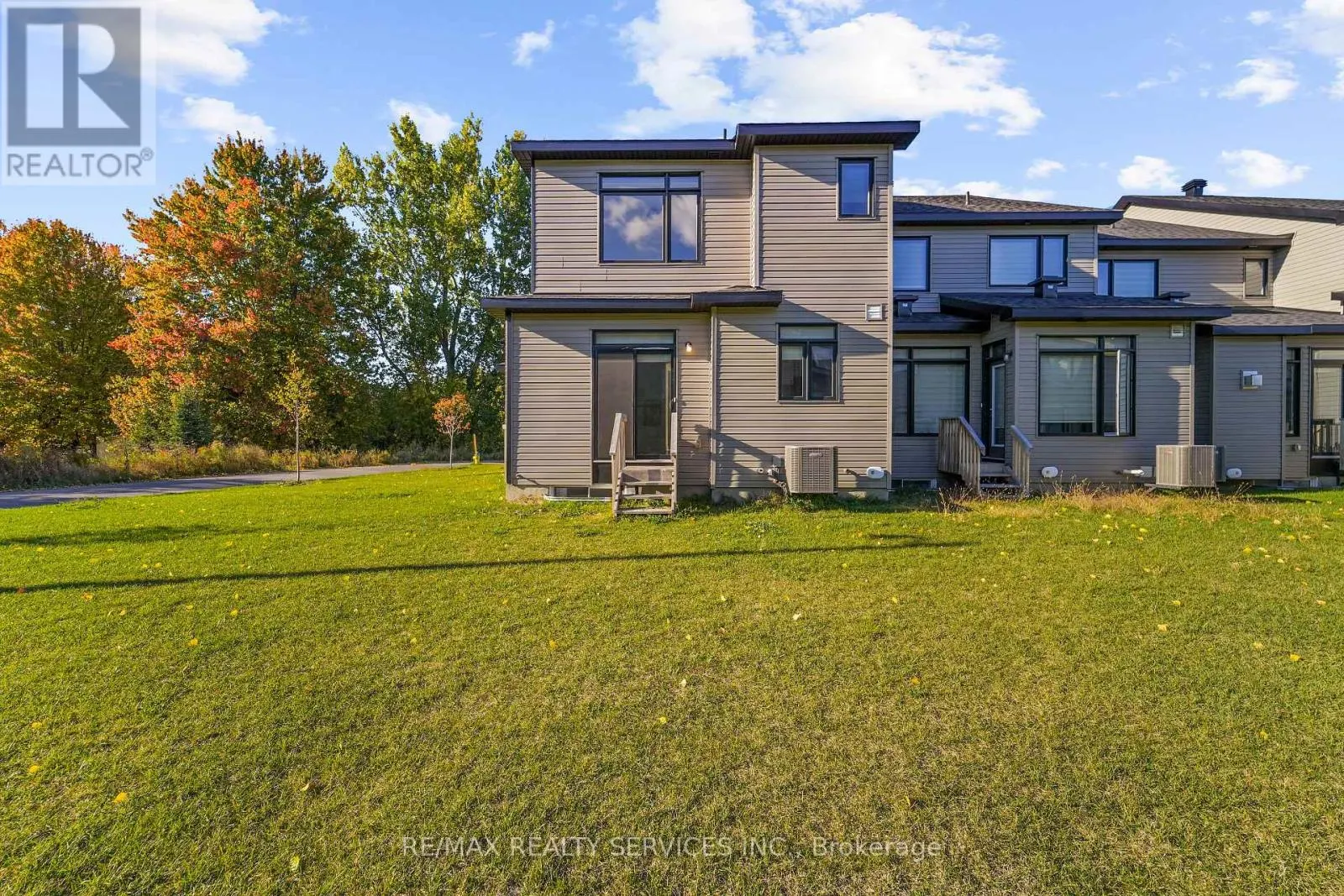 51 MOOSONEE CRESCENT