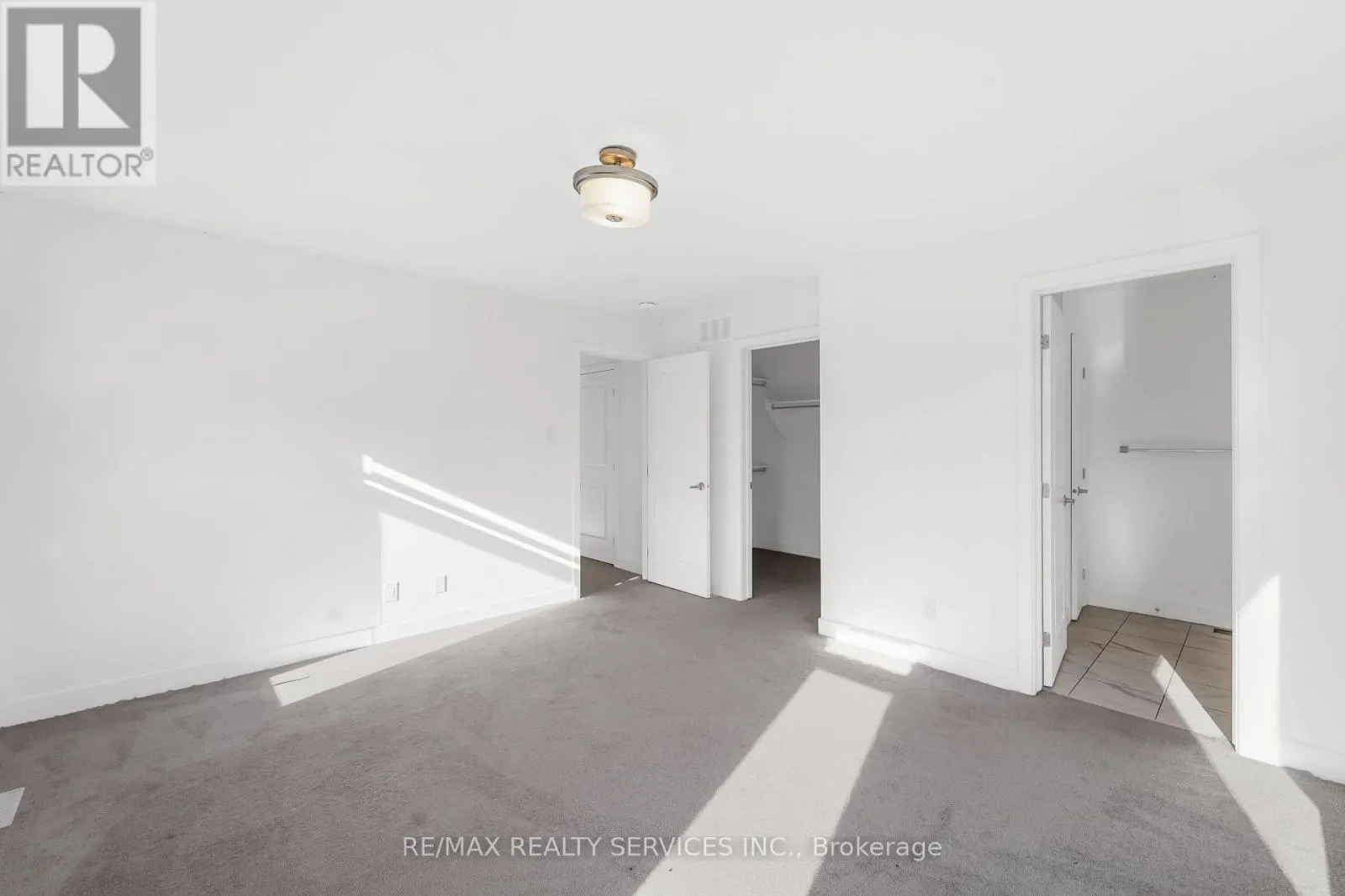 51 MOOSONEE CRESCENT