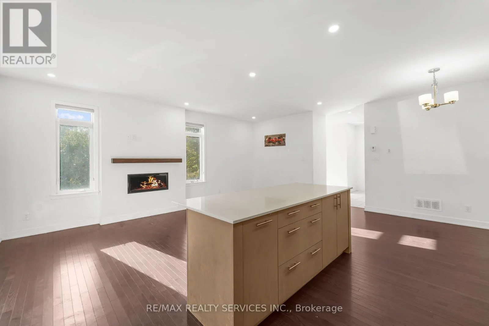 51 MOOSONEE CRESCENT