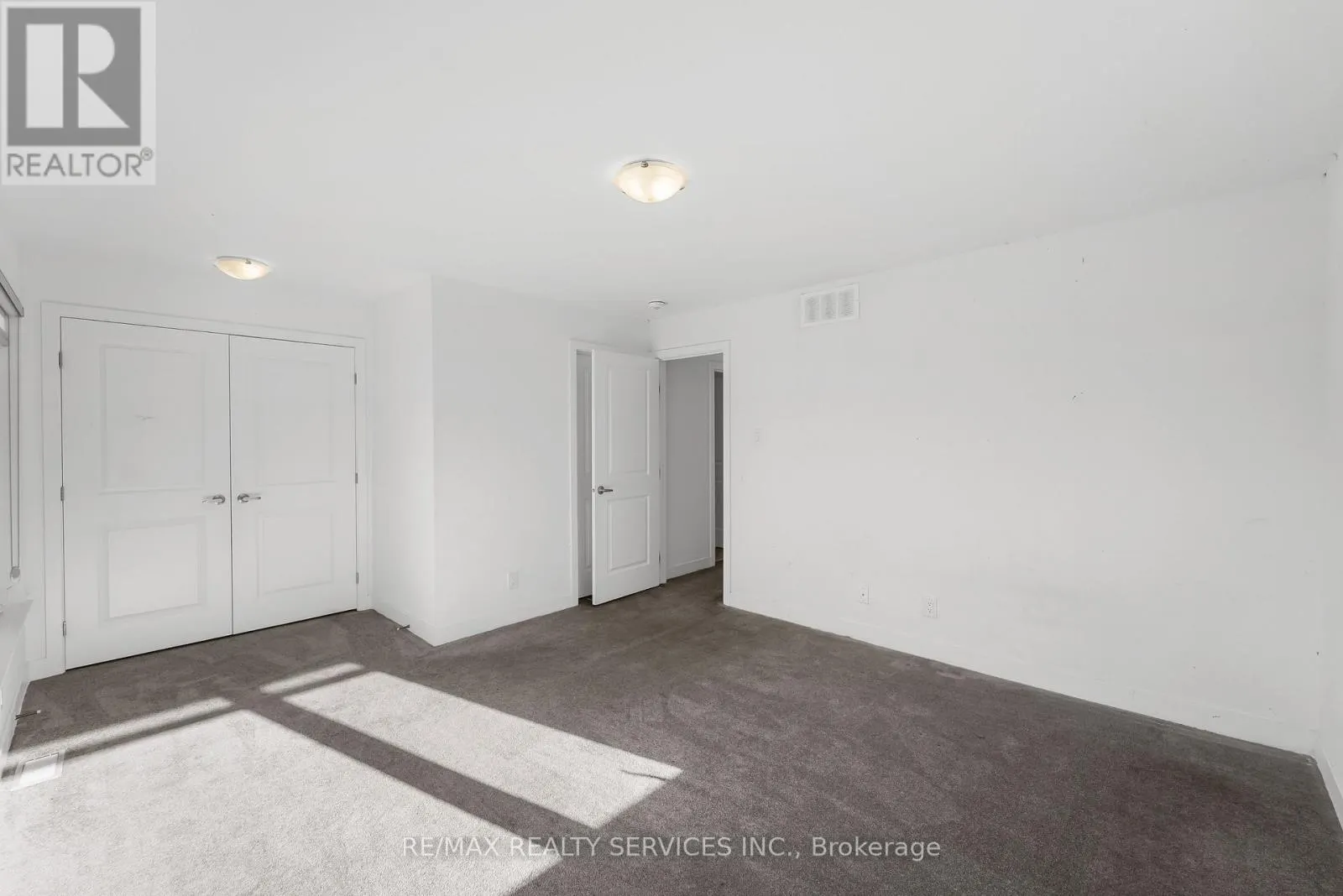51 MOOSONEE CRESCENT