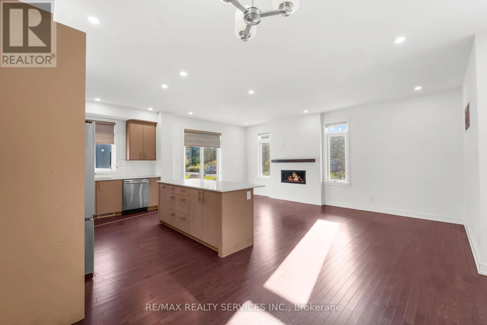 51 MOOSONEE CRESCENT