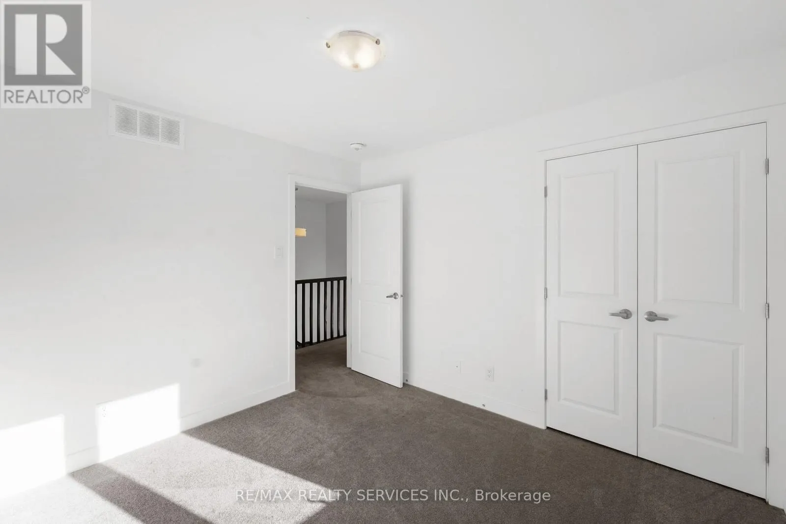 51 MOOSONEE CRESCENT