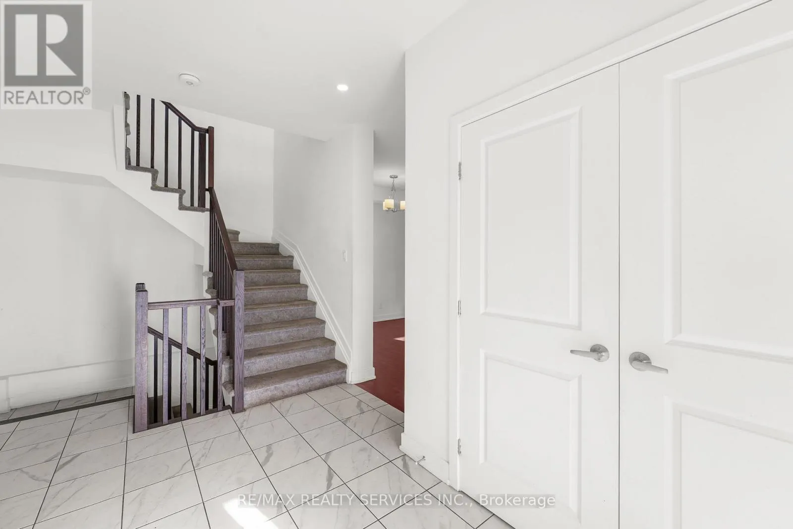 51 MOOSONEE CRESCENT