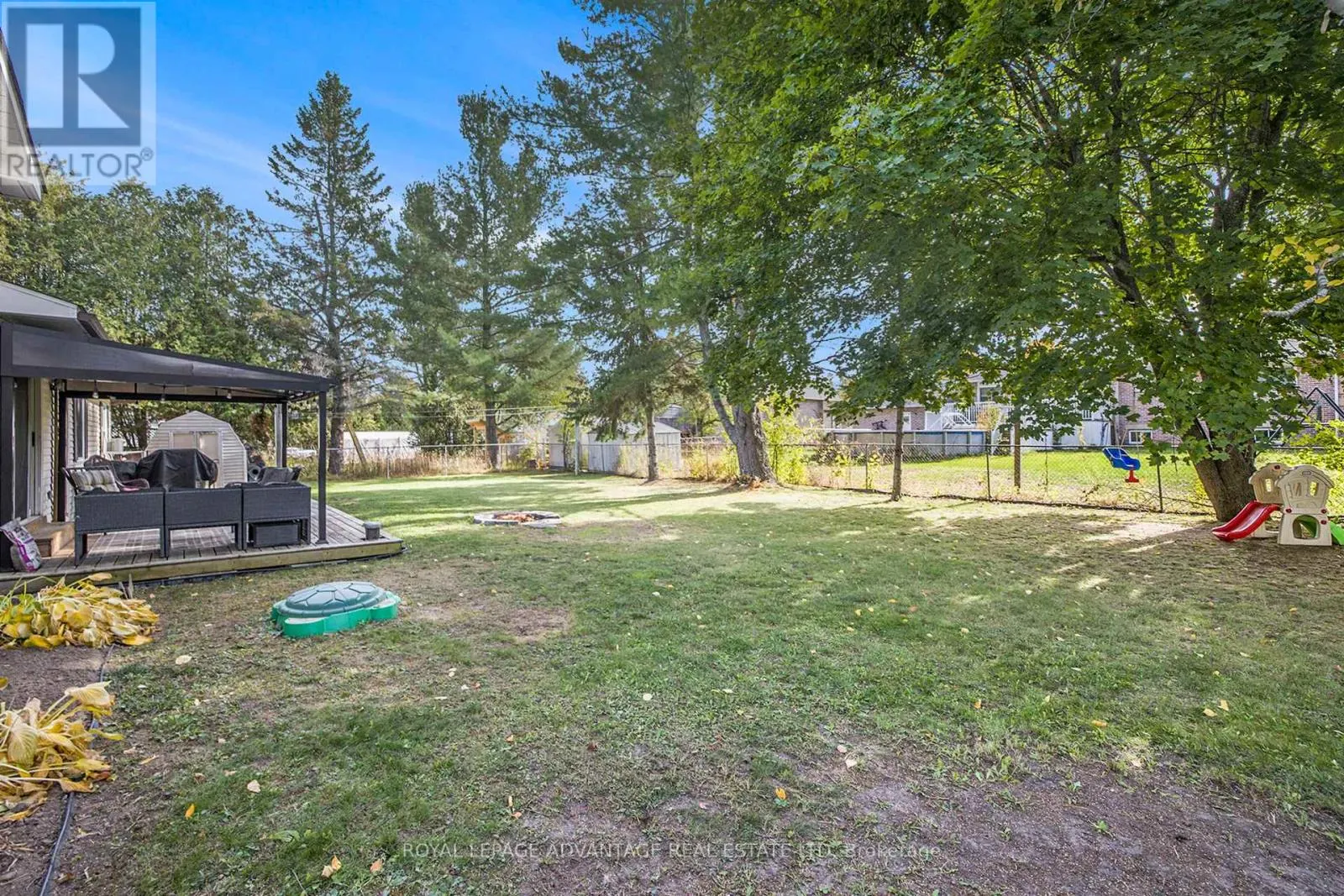 6 FAIRLANE DRIVE