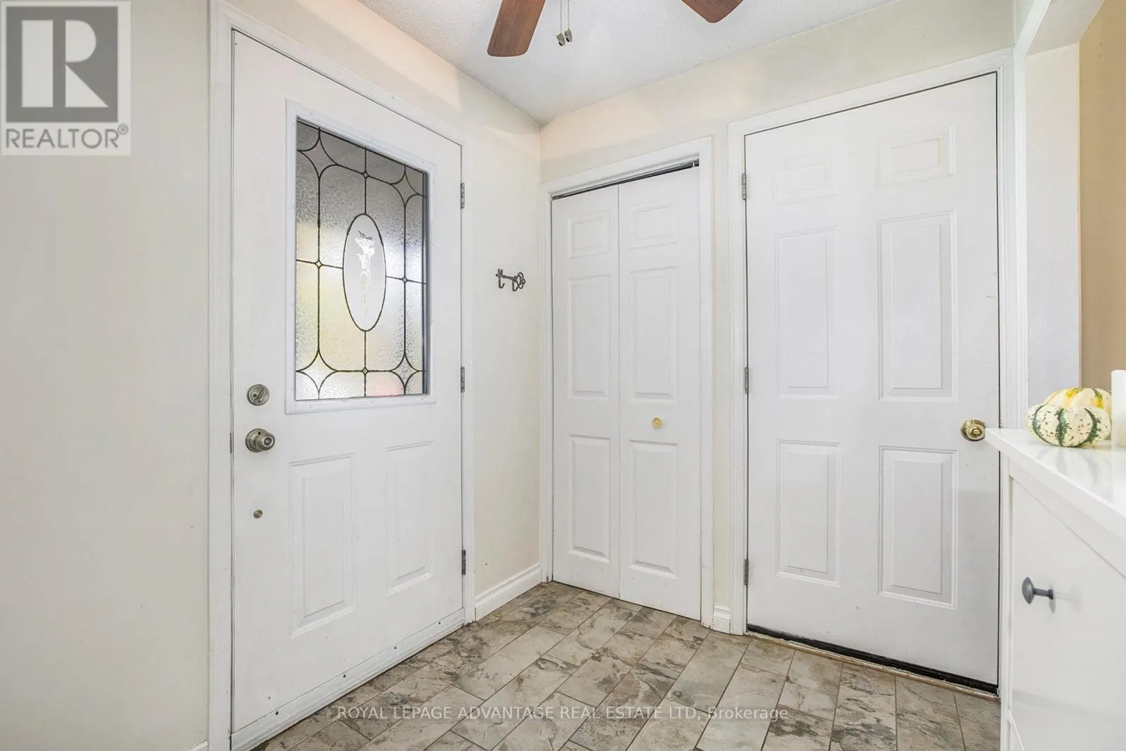 6 FAIRLANE DRIVE