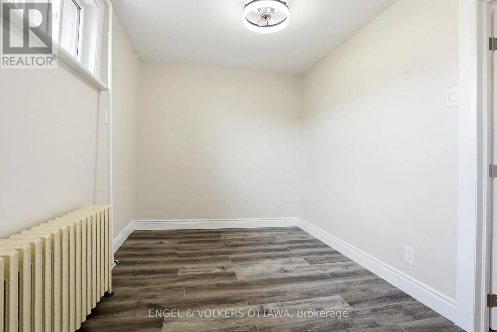 5 - 287 ST LAURENT BOULEVARD