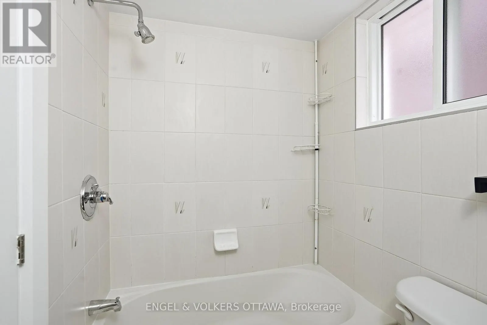 5 - 287 ST LAURENT BOULEVARD