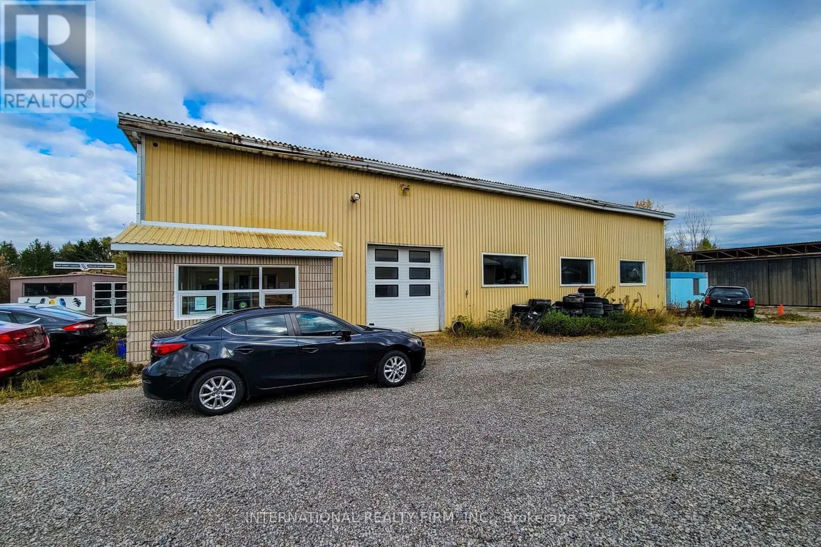 548 JUNCTION ROAD