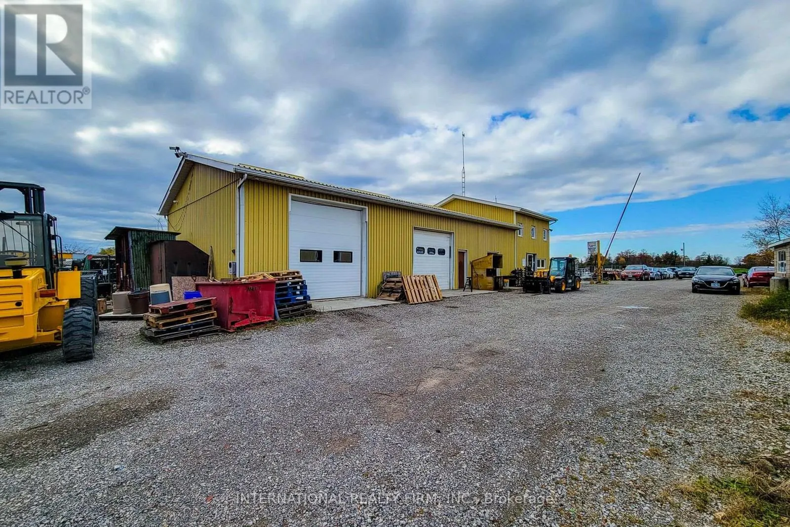 548 JUNCTION ROAD