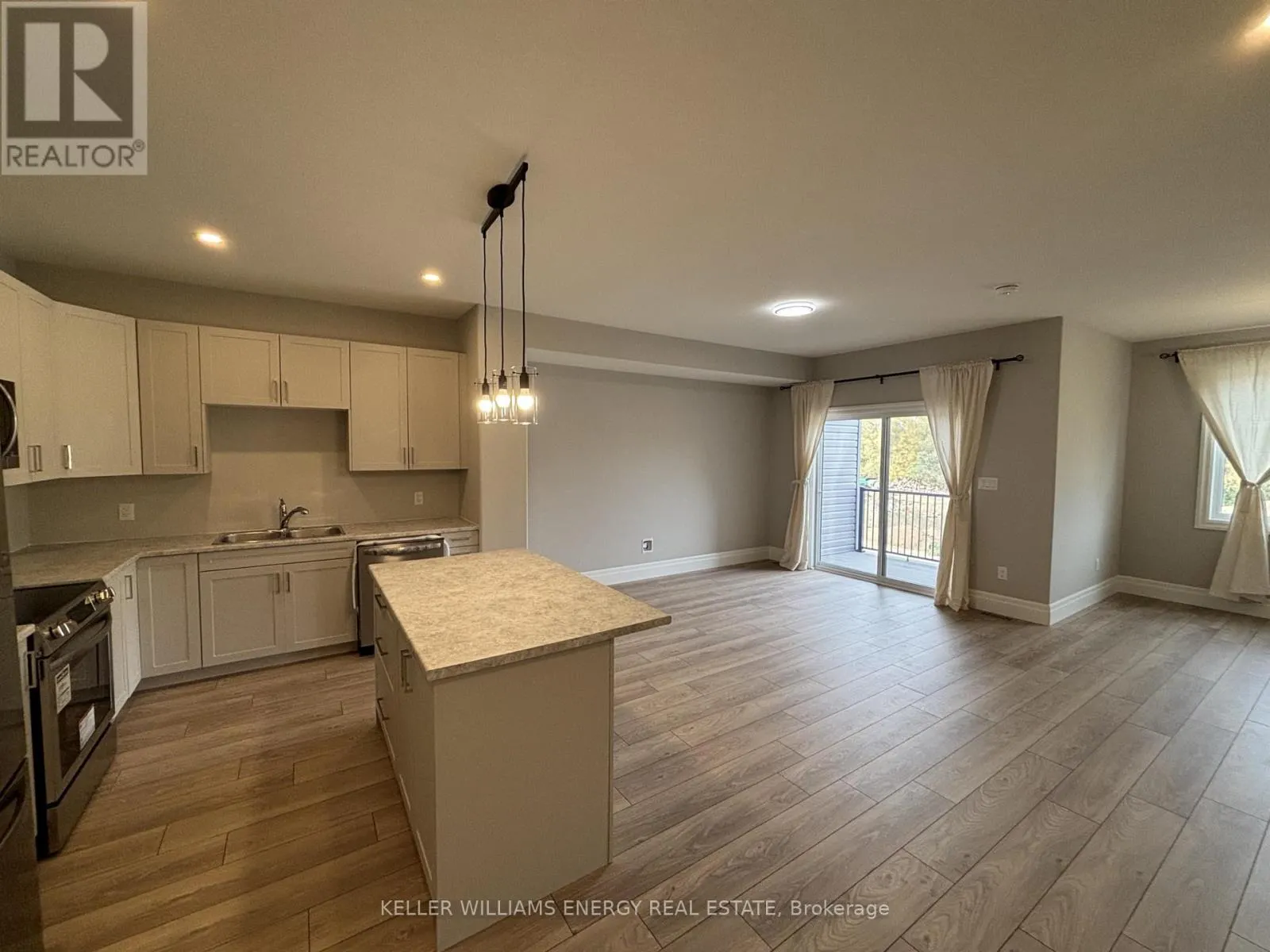 91 BUCHANAN AVENUE S