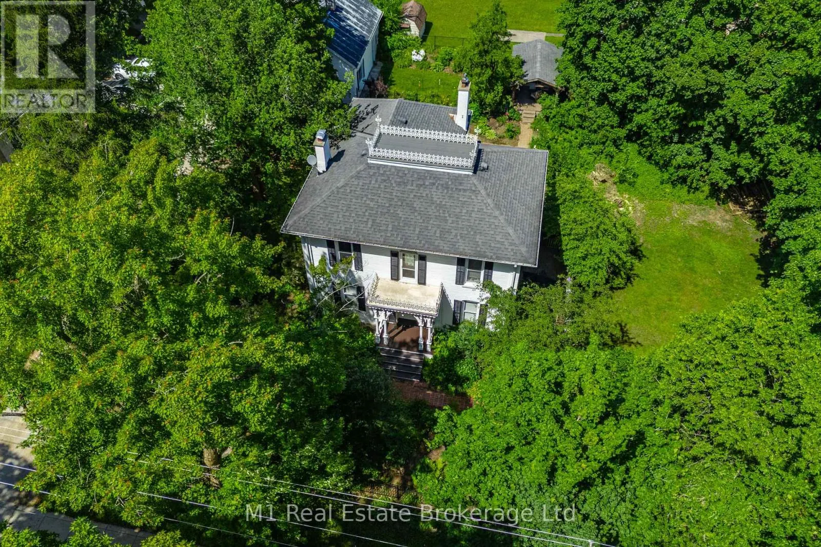 119 JOHN STREET W