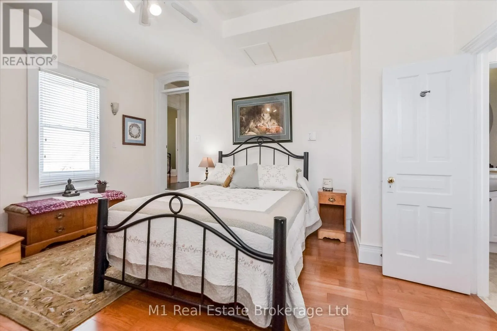 119 JOHN STREET W