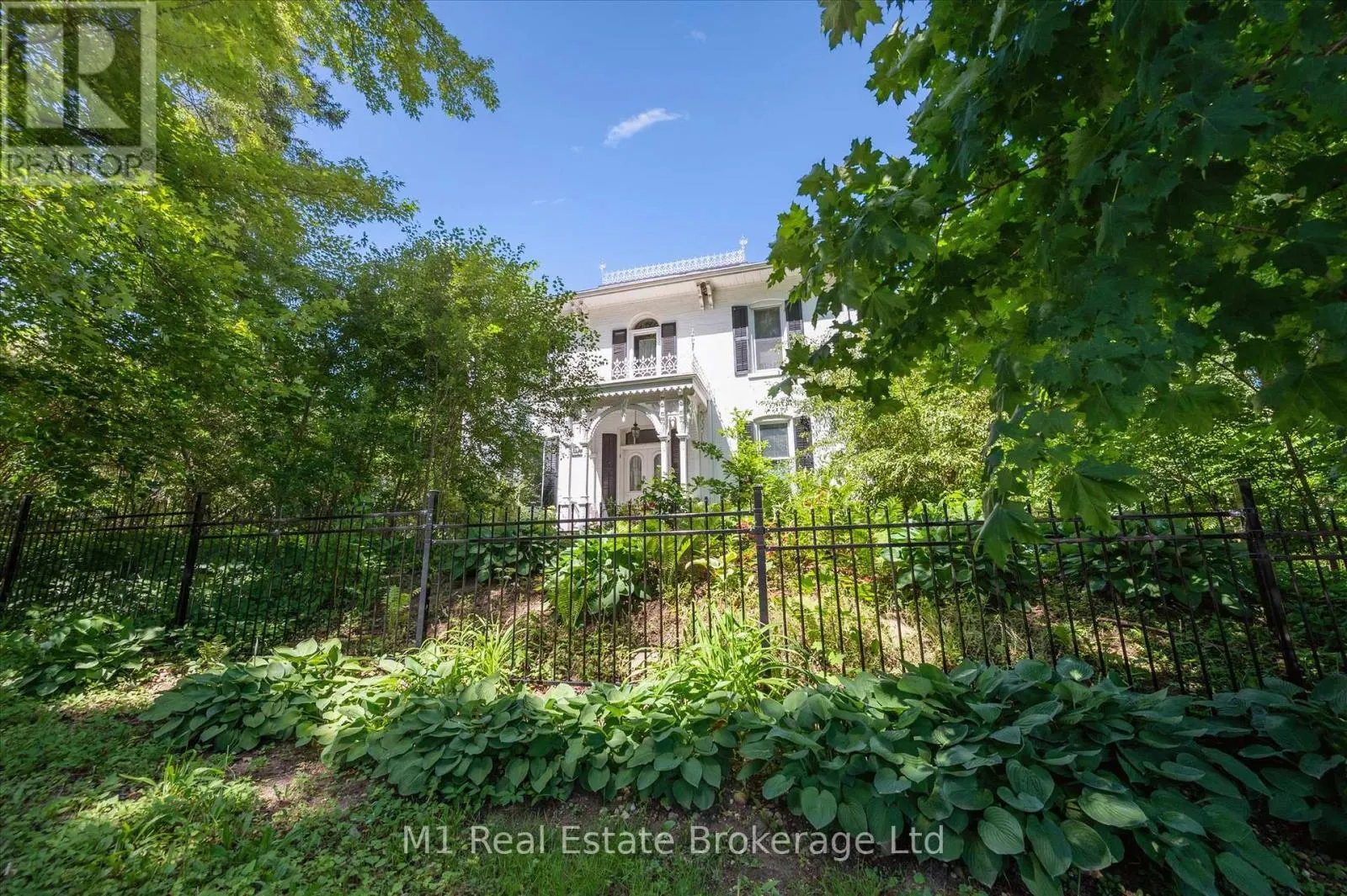 119 JOHN STREET W