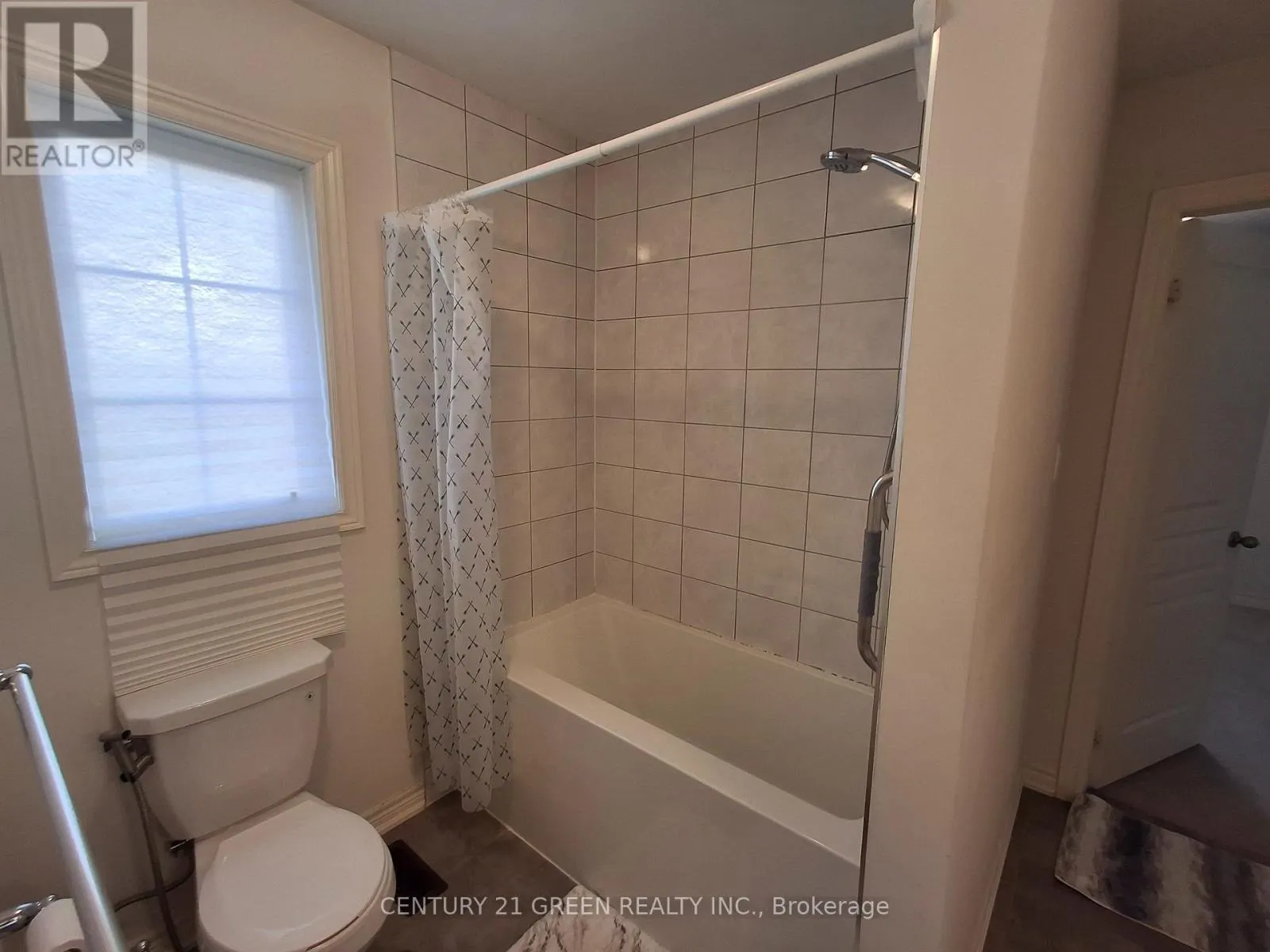 85 RIVERWALK DRIVE N