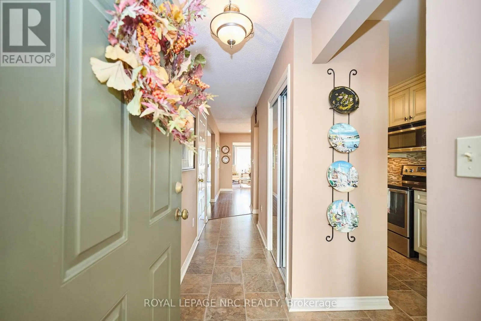 35 - 275 PELHAM ROAD, #35