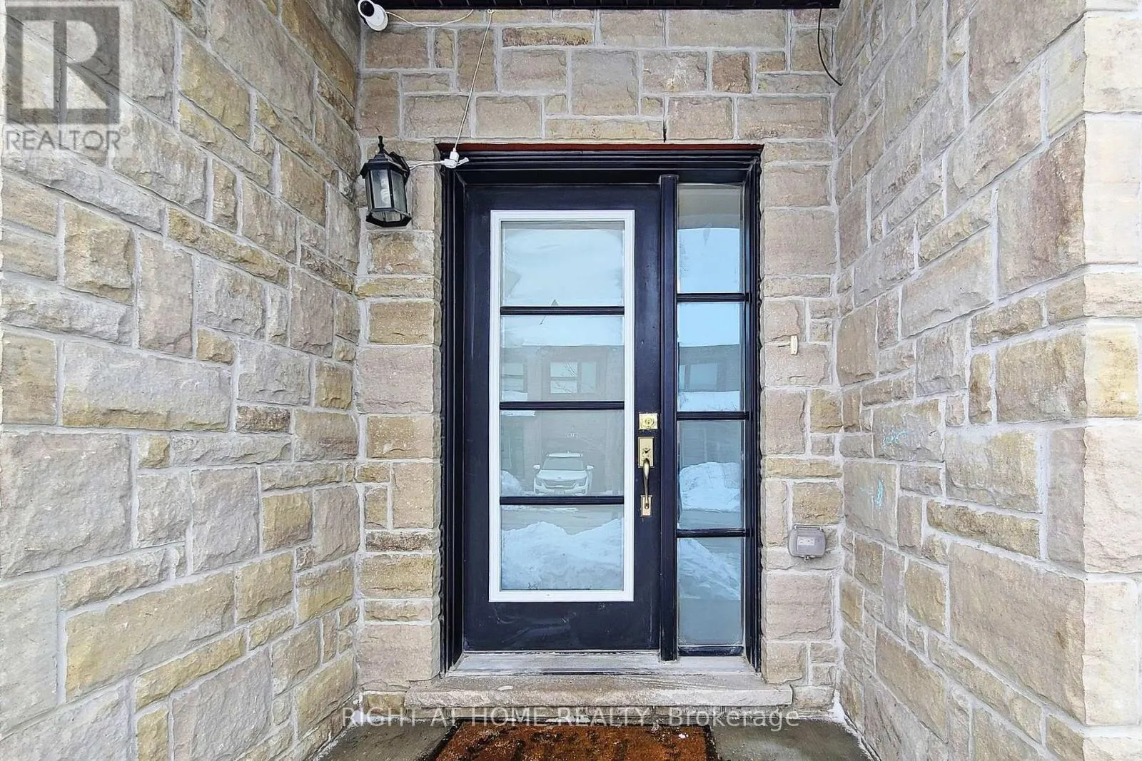 13 - 91 POPPY DRIVE E