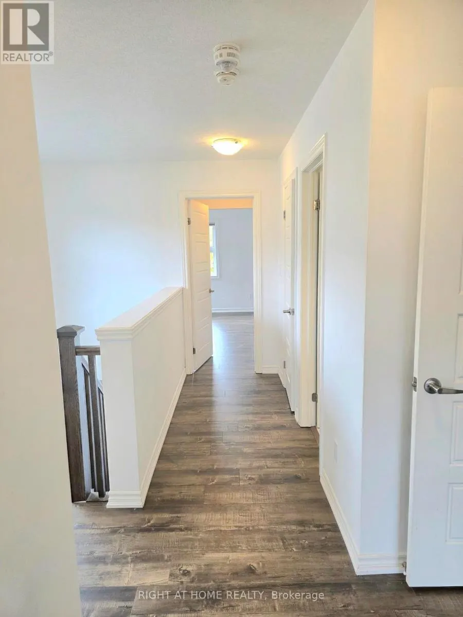 13 - 91 POPPY DRIVE E