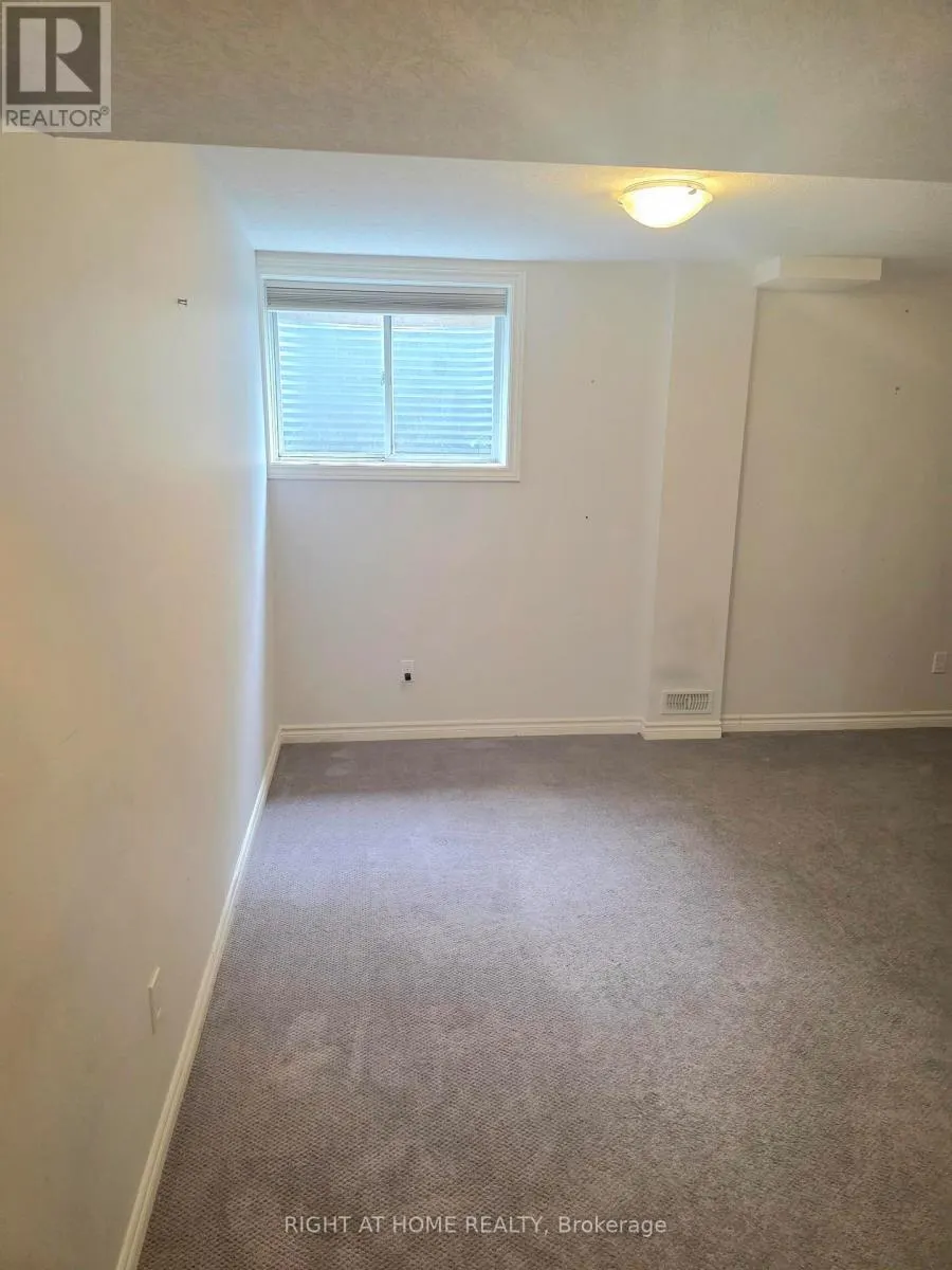 13 - 91 POPPY DRIVE E
