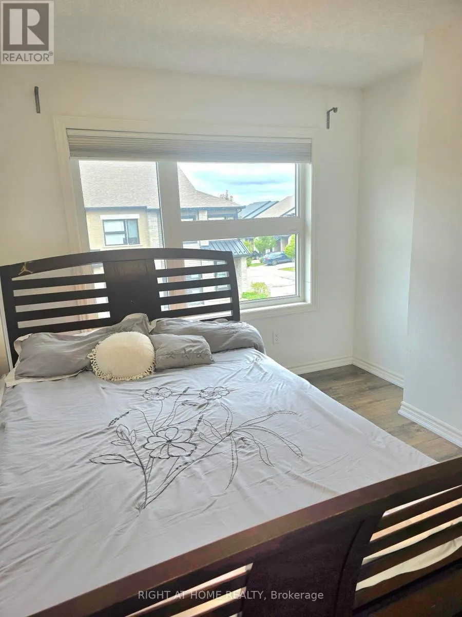 13 - 91 POPPY DRIVE E