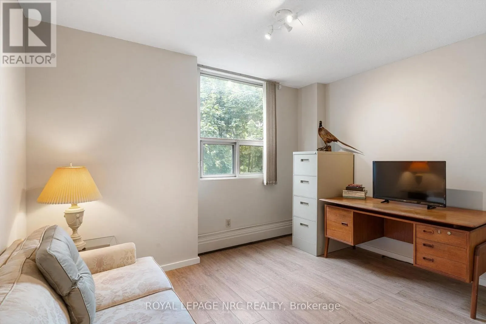 401 - 365 GENEVA STREET, #401