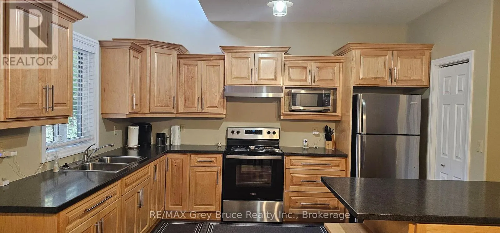 51 LAKEWOOD COUNTRY LANE