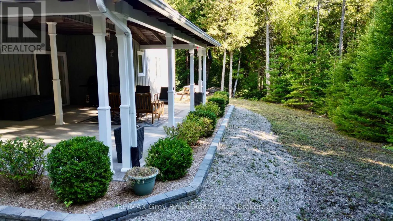 51 LAKEWOOD COUNTRY LANE