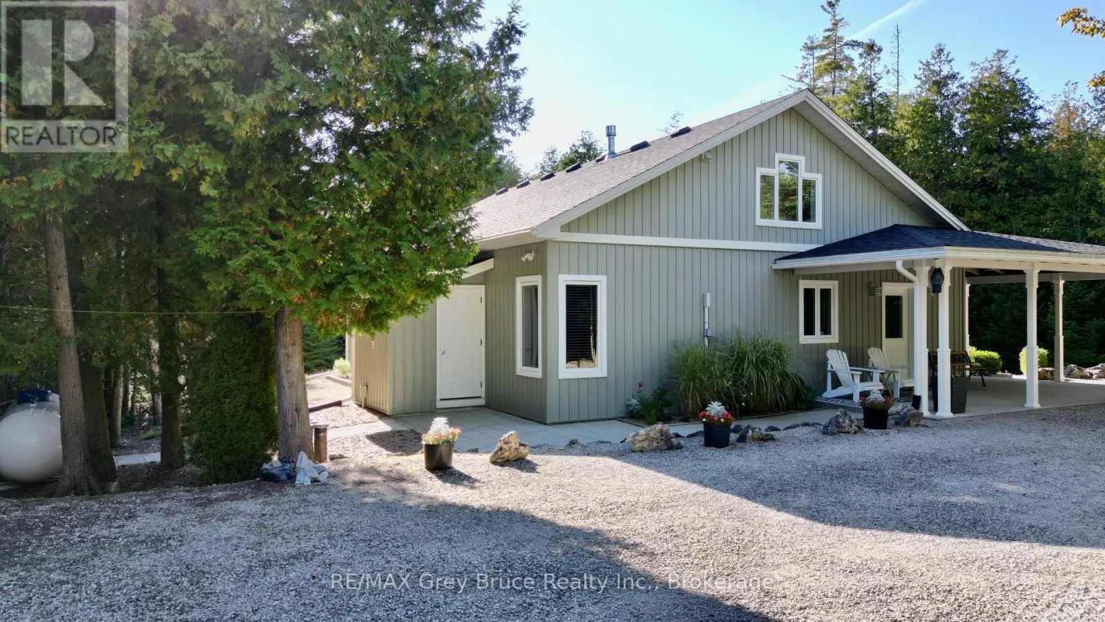 51 LAKEWOOD COUNTRY LANE