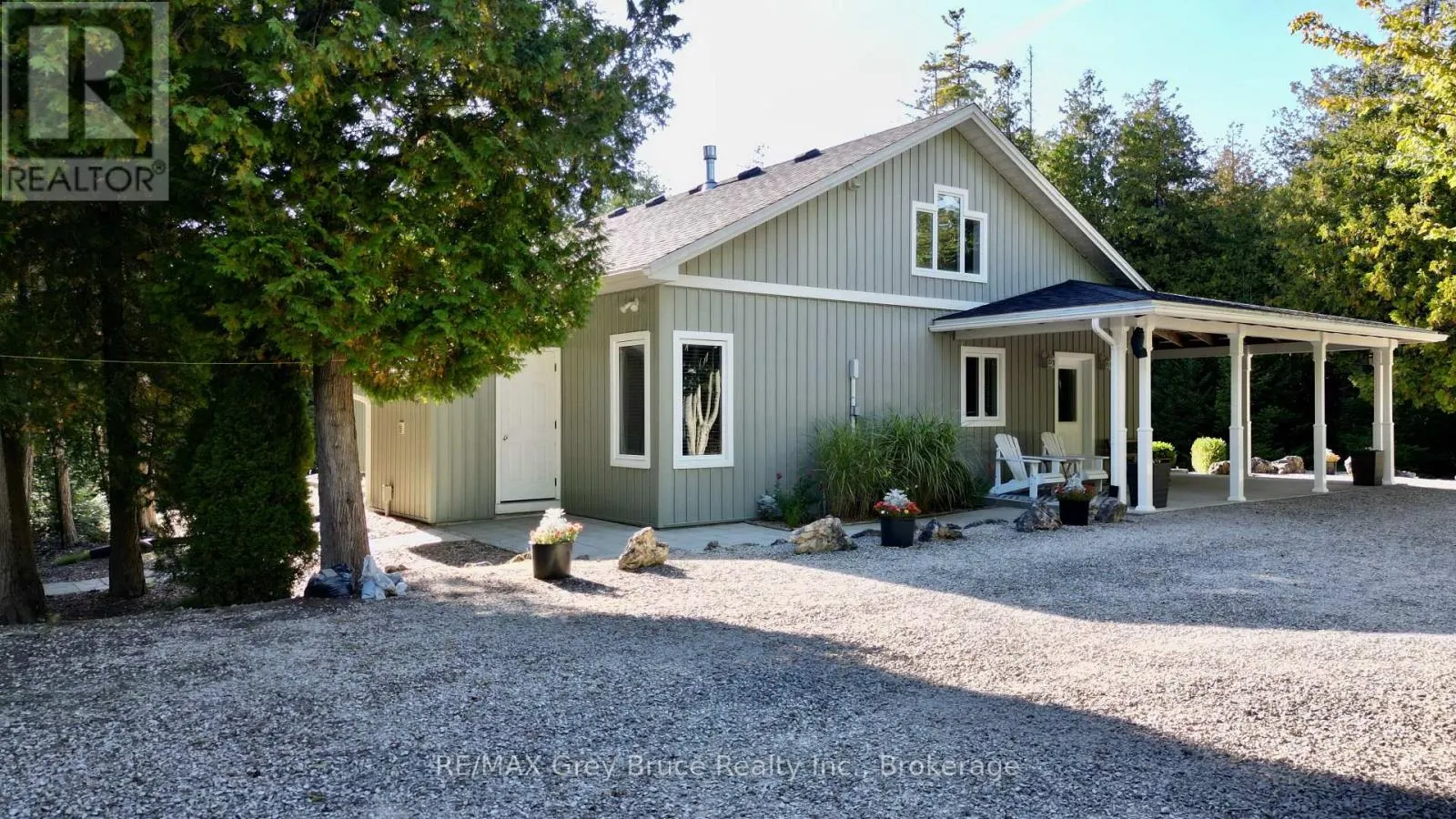 51 LAKEWOOD COUNTRY LANE
