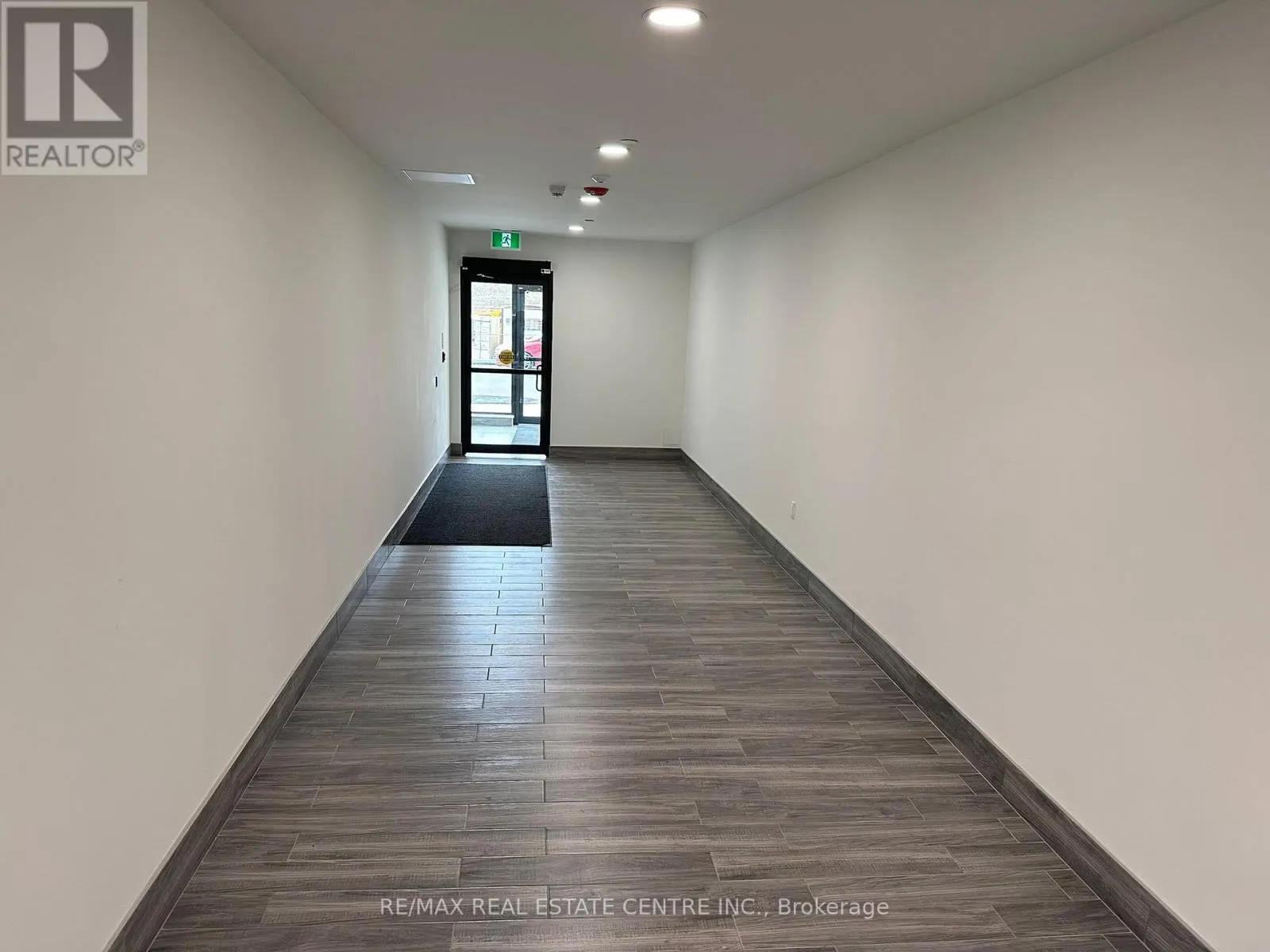 101 - 181 ELMIRA ROAD